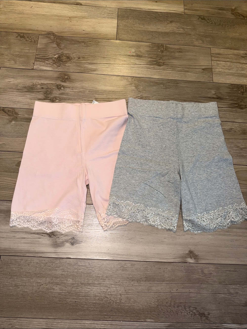 Forever 21 Womens Lace-Trim Bike Shorts in Pink and Gray